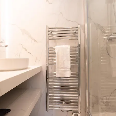 Amazing Flat In Champs Elysees. Apartment *