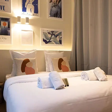 Amazing Flat In Champs Elysees. *