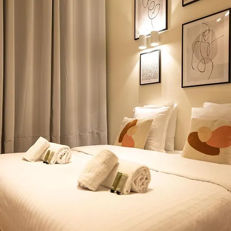 Apartment Amazing Flat In Champs Elysees. Paris